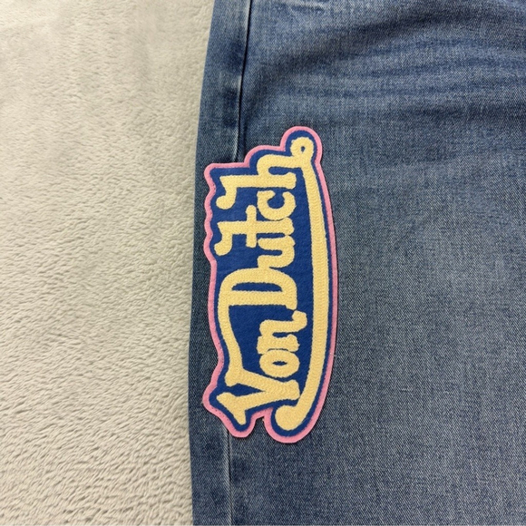 Von Dutch NWT Women's Size 30x32 Extra Wide Leg Flare Jeans Y2K Embroidered - Picture 8 of 16